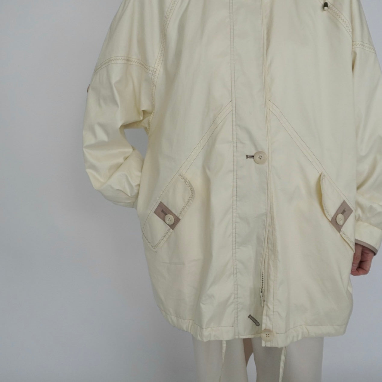 90s EURO Ivory Light Jacket