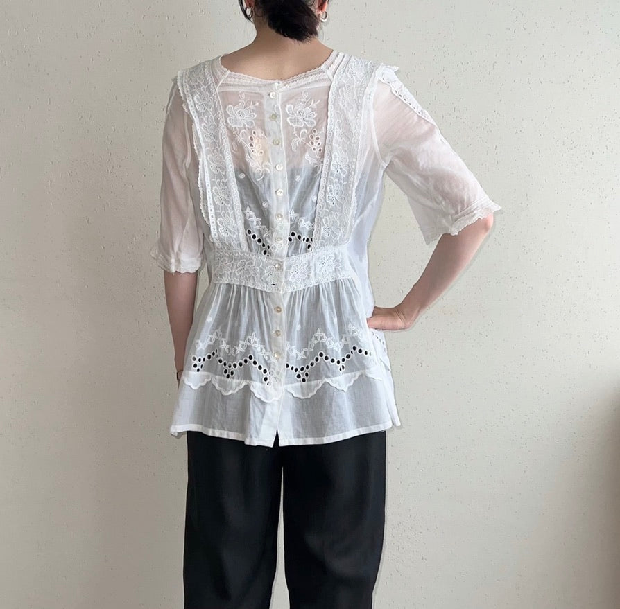 90s Lace Blouse