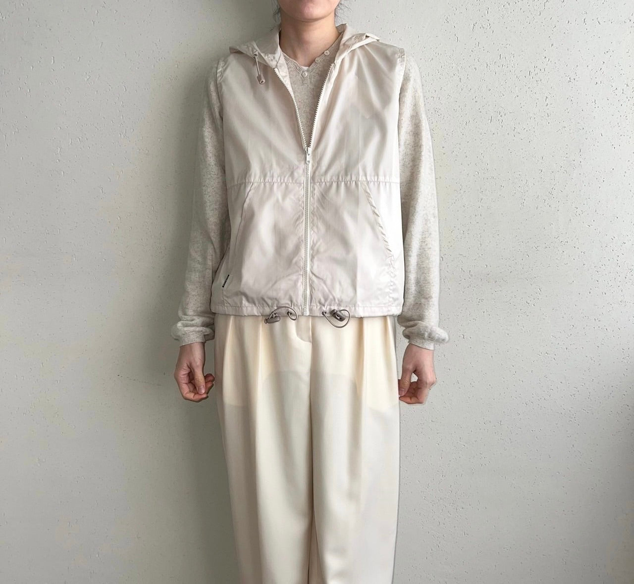 90s Sleeveless Zipped Top Dead Stock