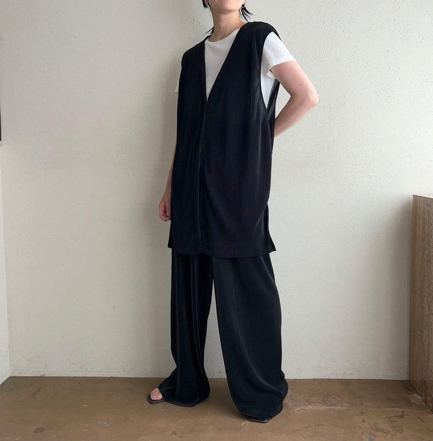 90s Pleated Design Two-Piece