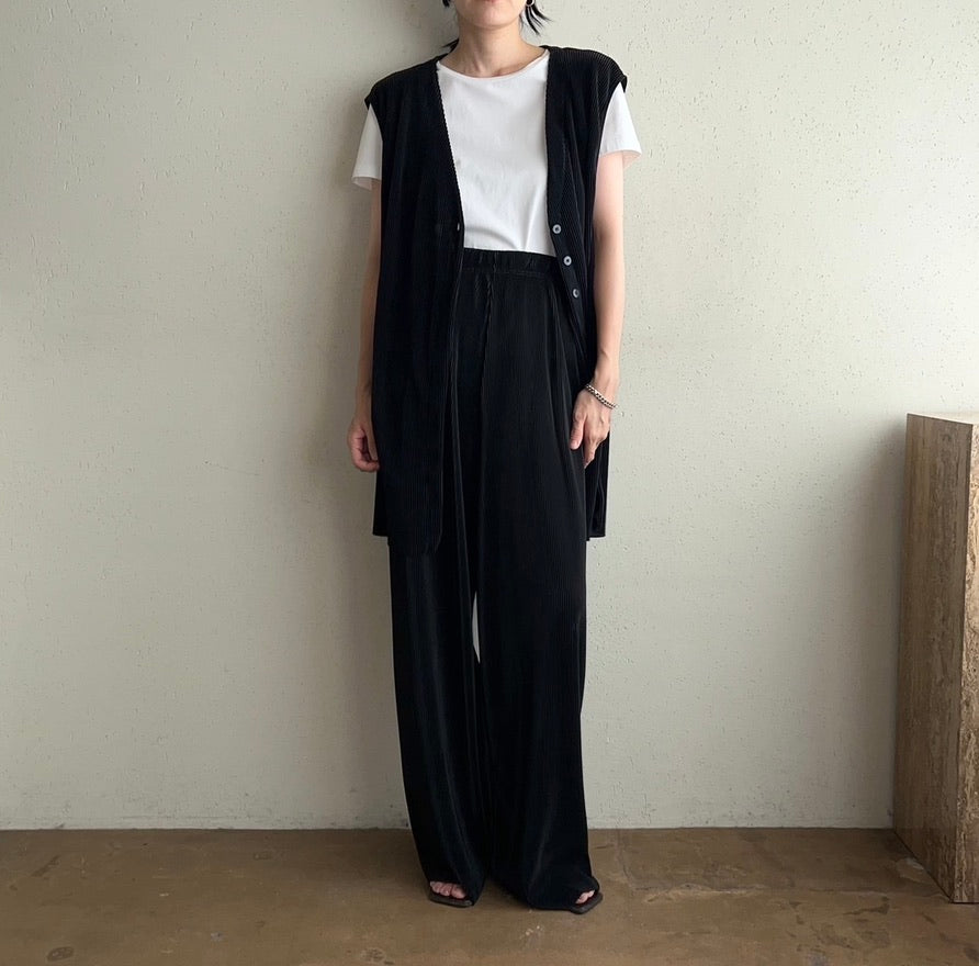 90s Pleated Design Two-Piece