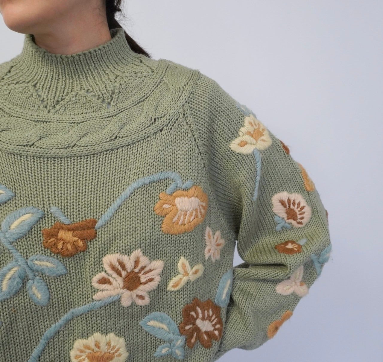 90s Embroidery Knit