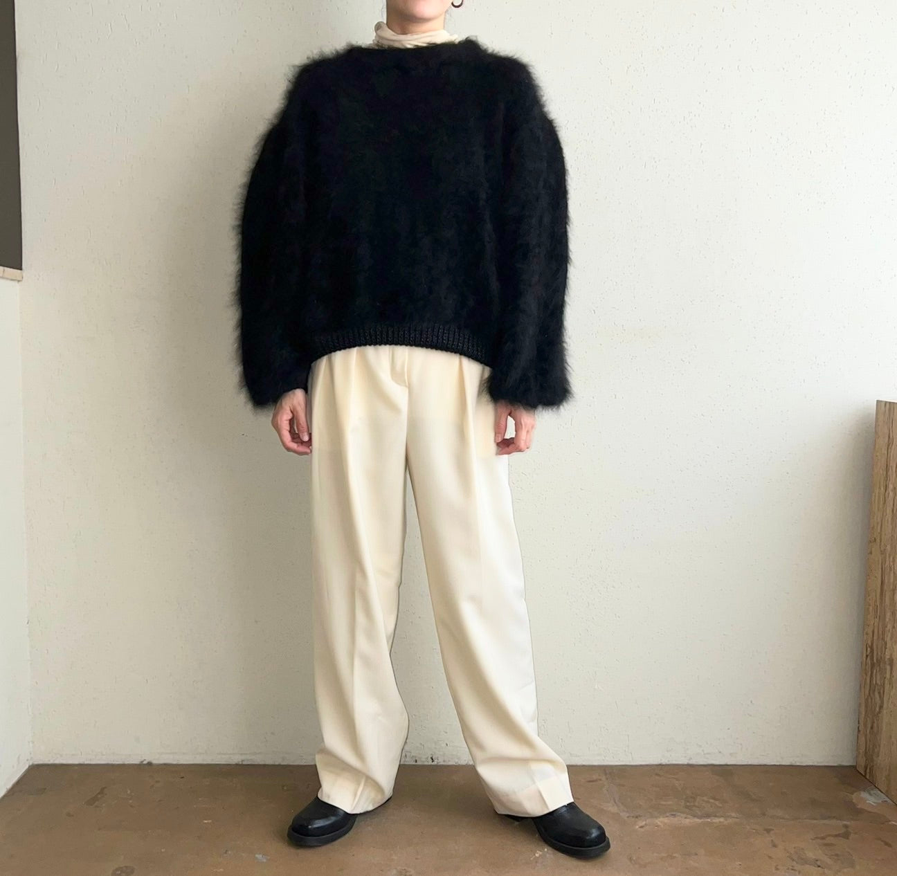 80s Black Knit