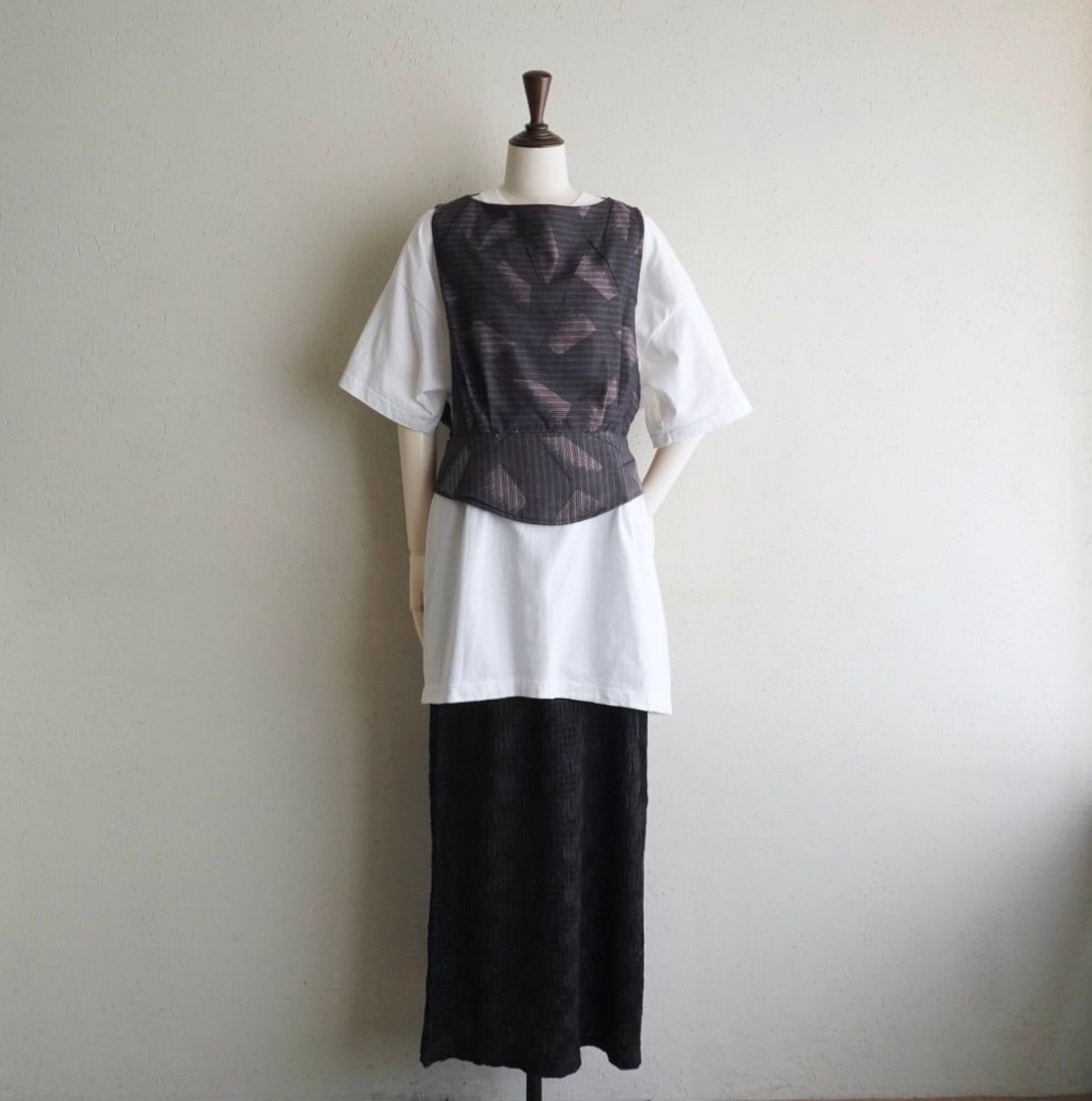 90s Slit Design Vest