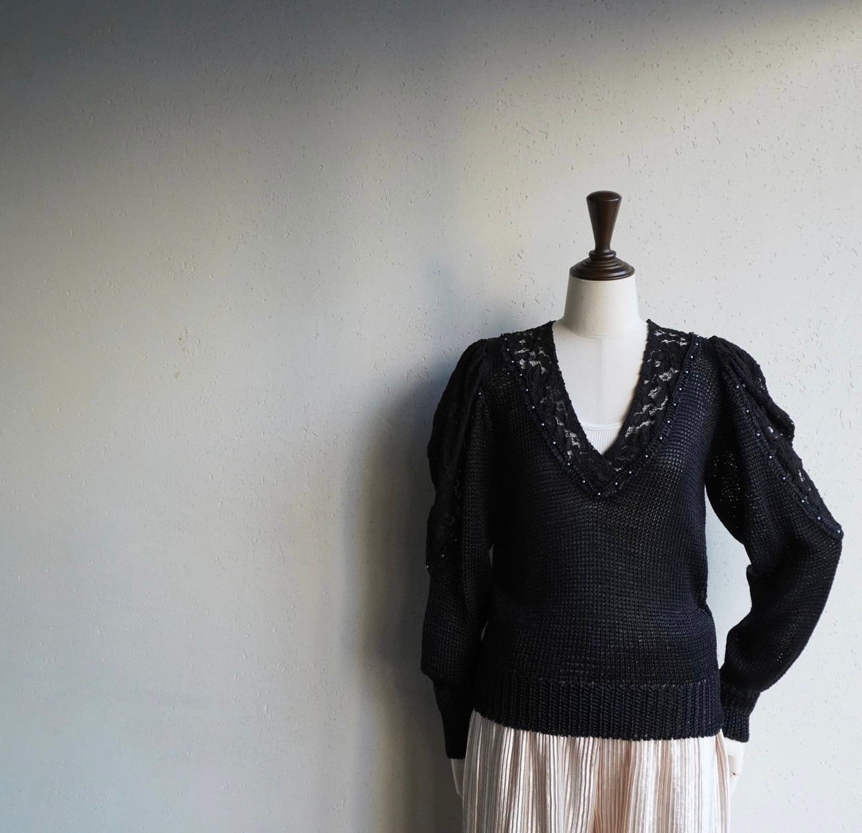 80s Black Design Knit