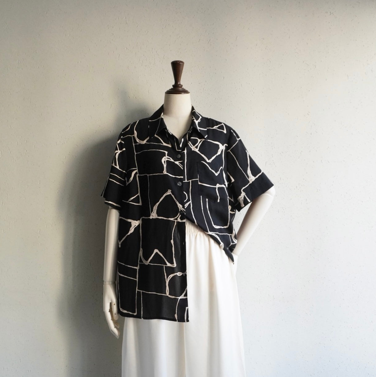 90s Printed Shirt