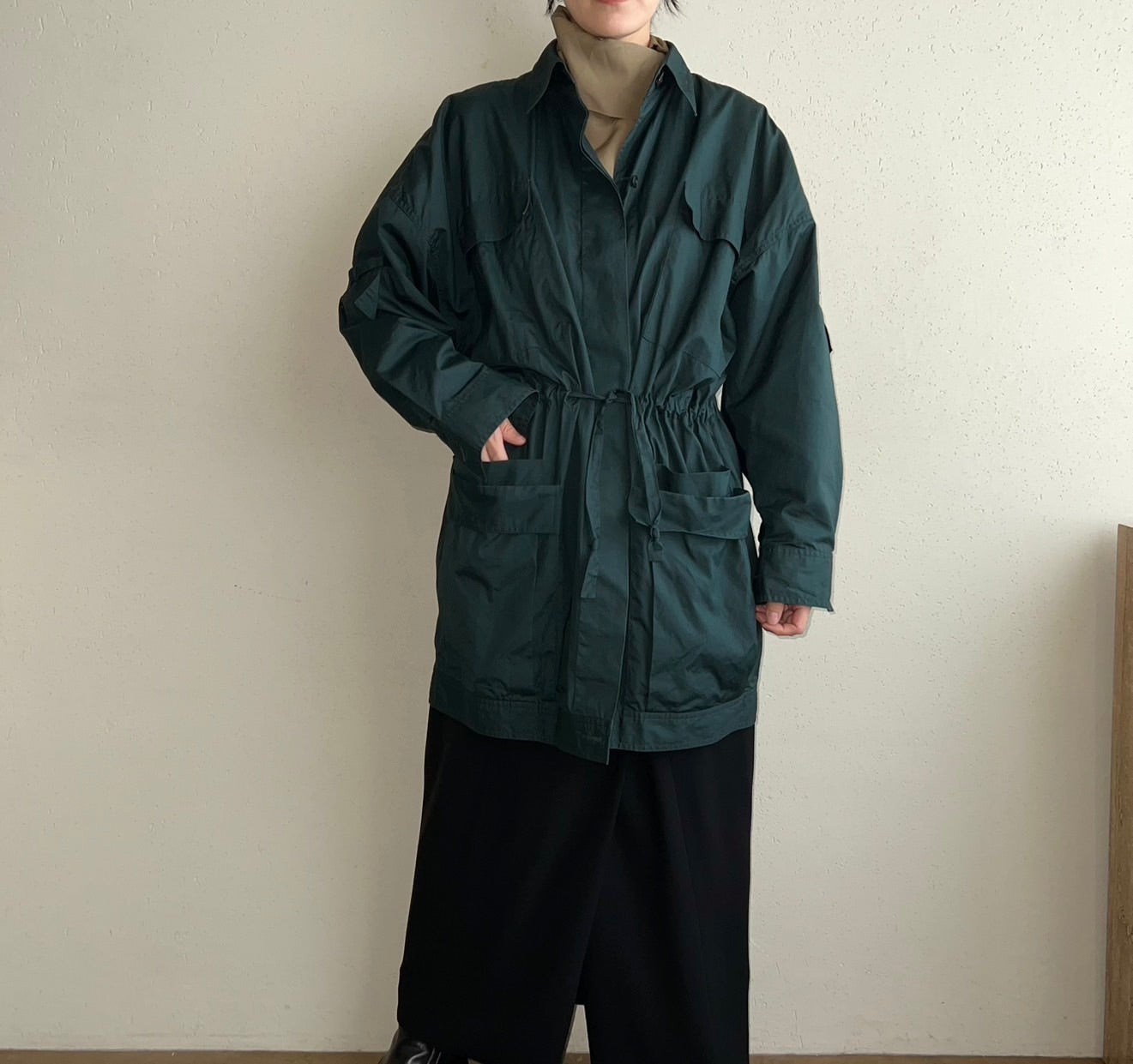 90s "ELLEN TRACY" Light Jacket