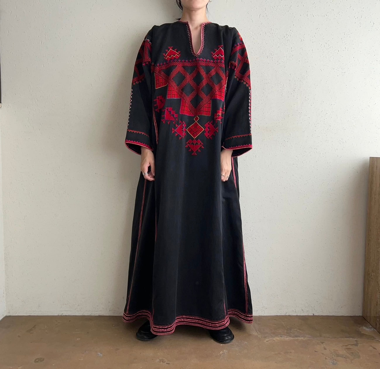 70s Embroidery Dress