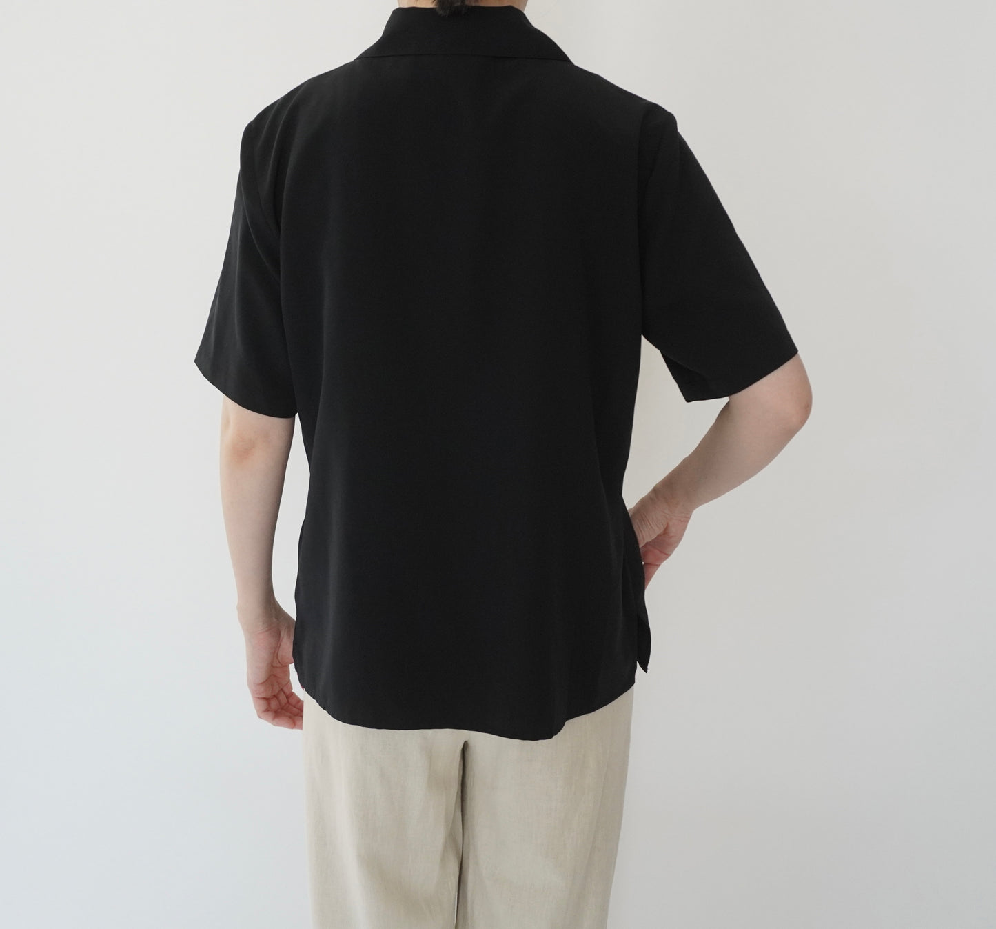 90s Black Shirt