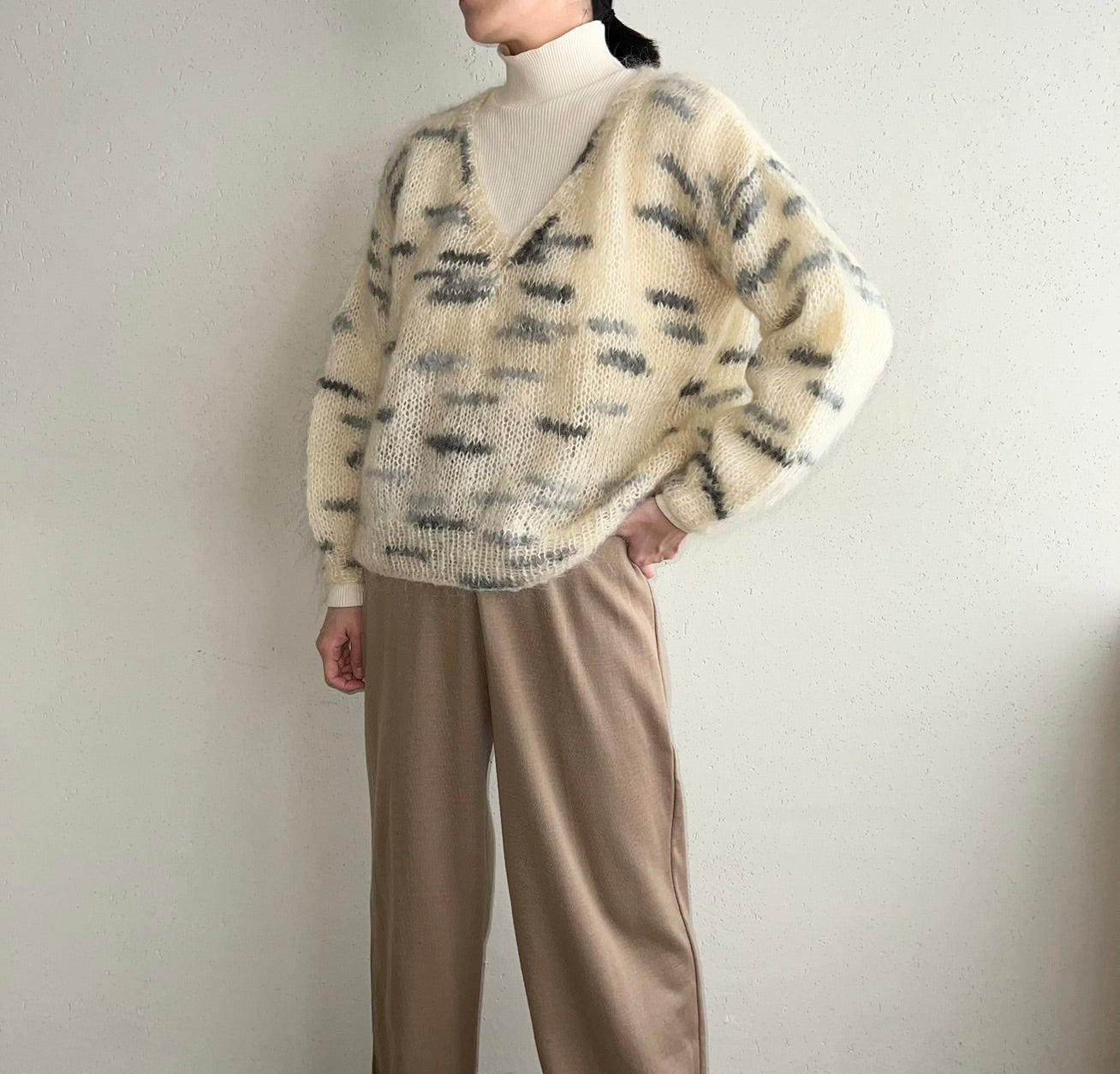 90s V Neck Knit