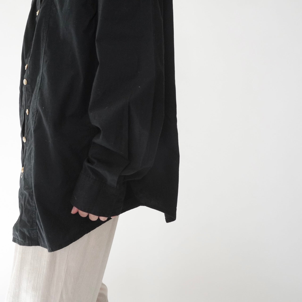 90s Button Design Shirt