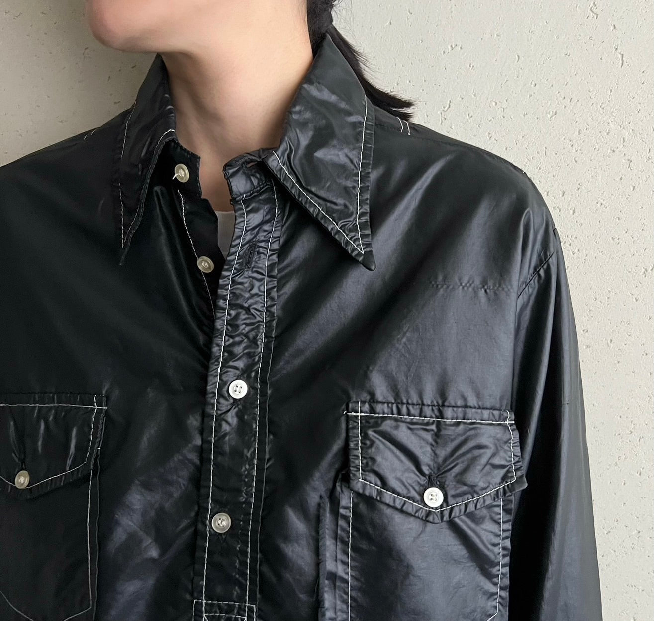 70s Black Pullover Shirt