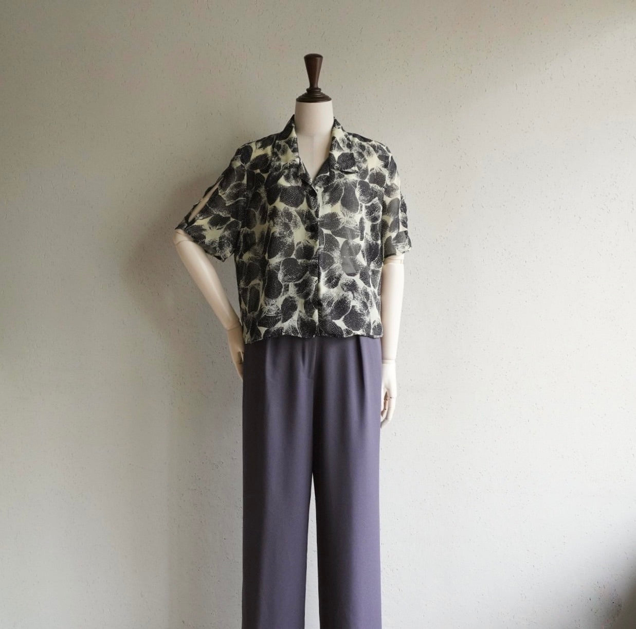 90s Slit Design Shirt Made in Canada