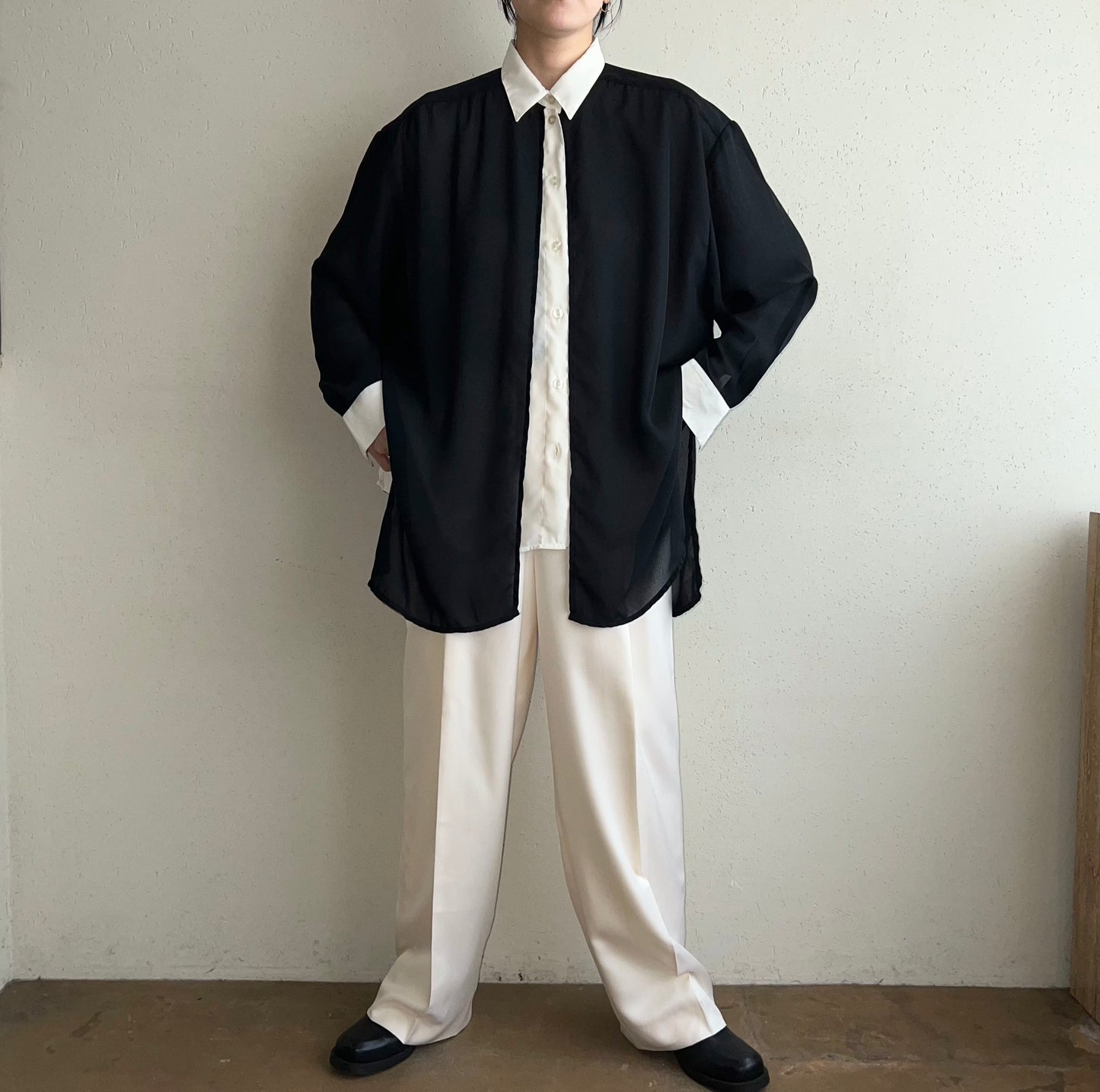 90s Black x White Shirt