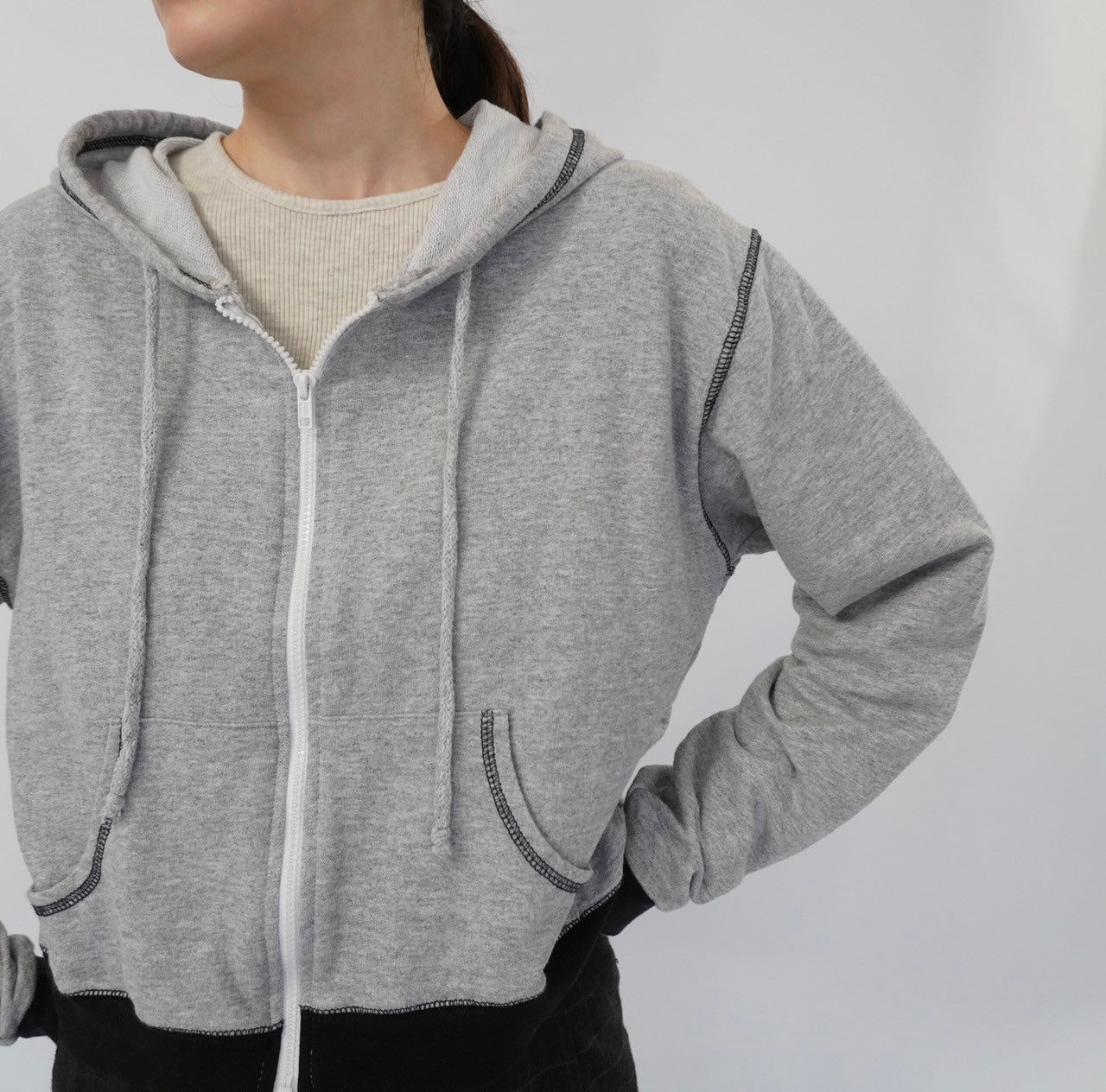 90s Hooded Zip Sweater