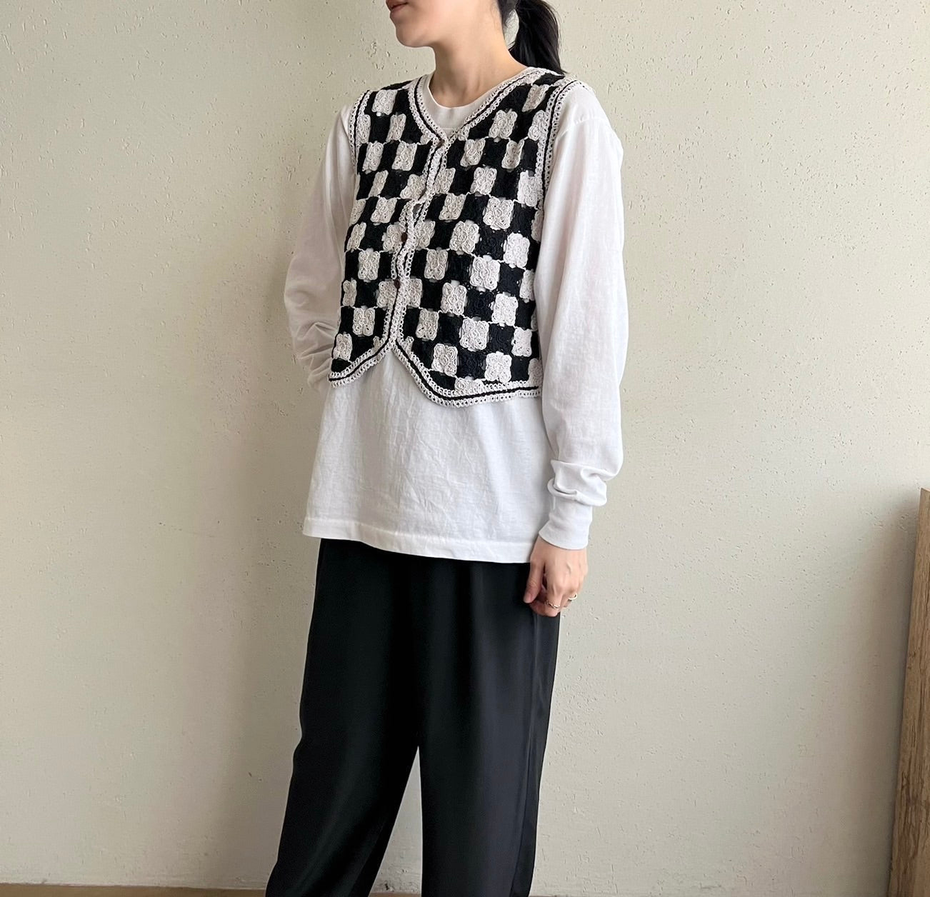 90s Black x White Knit Vest