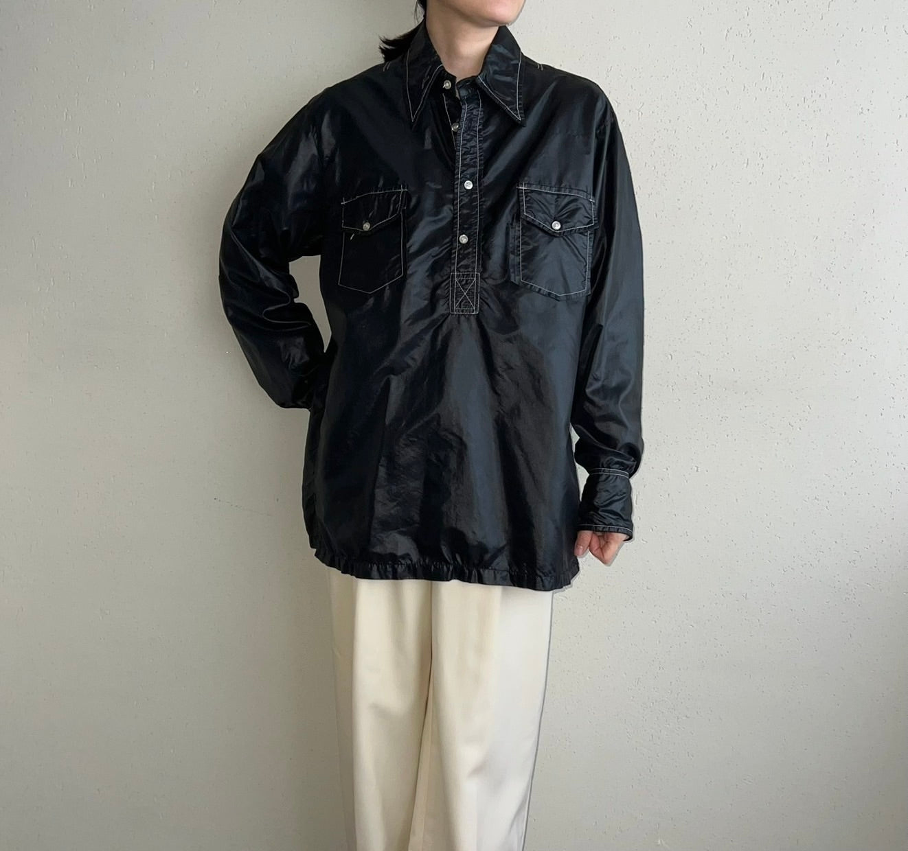 70s Black Pullover Shirt