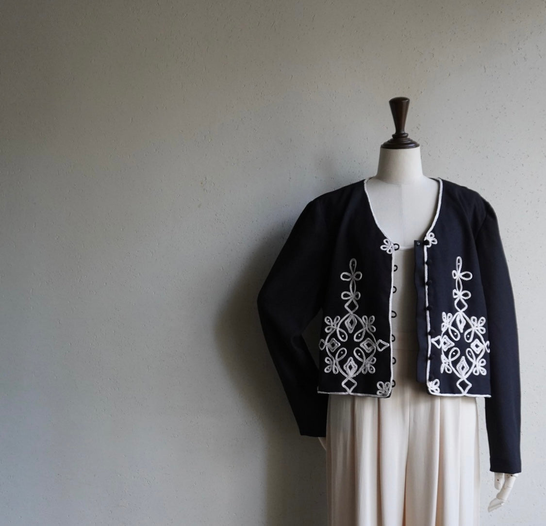 90s "Karin Stevens" Embroidery Jacket