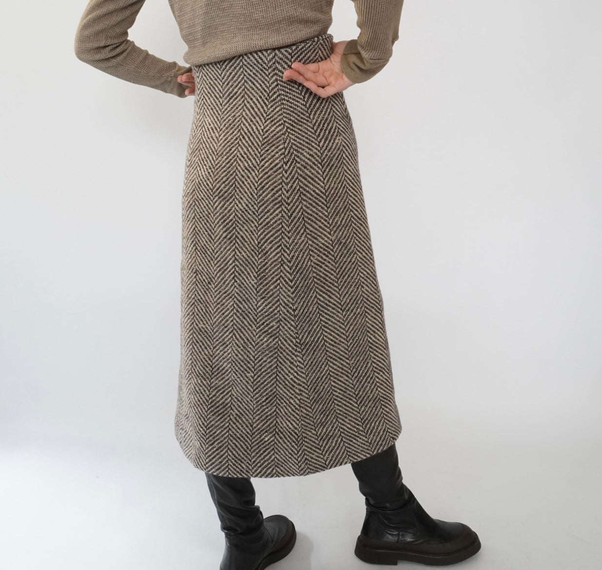 60s,70s "TRAINA BOUTIQUE" Lace Up Design Skirt