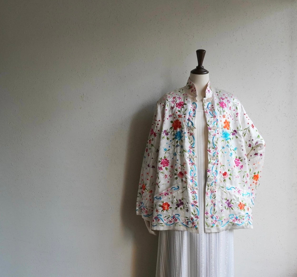 70s Silk Embroidery Jacket