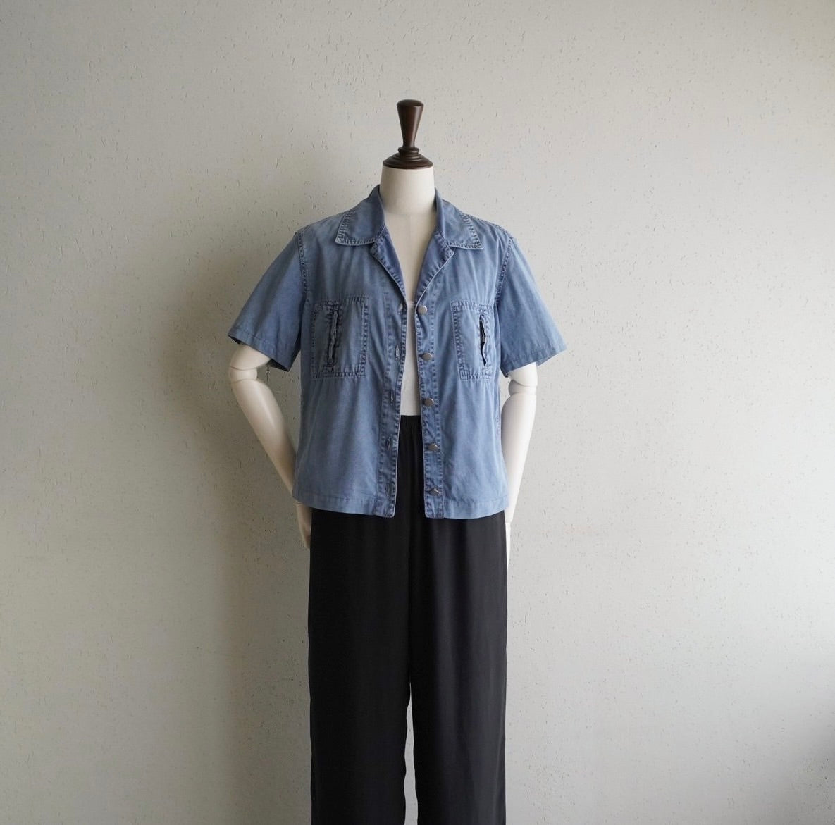 90s Zip Design Shirt