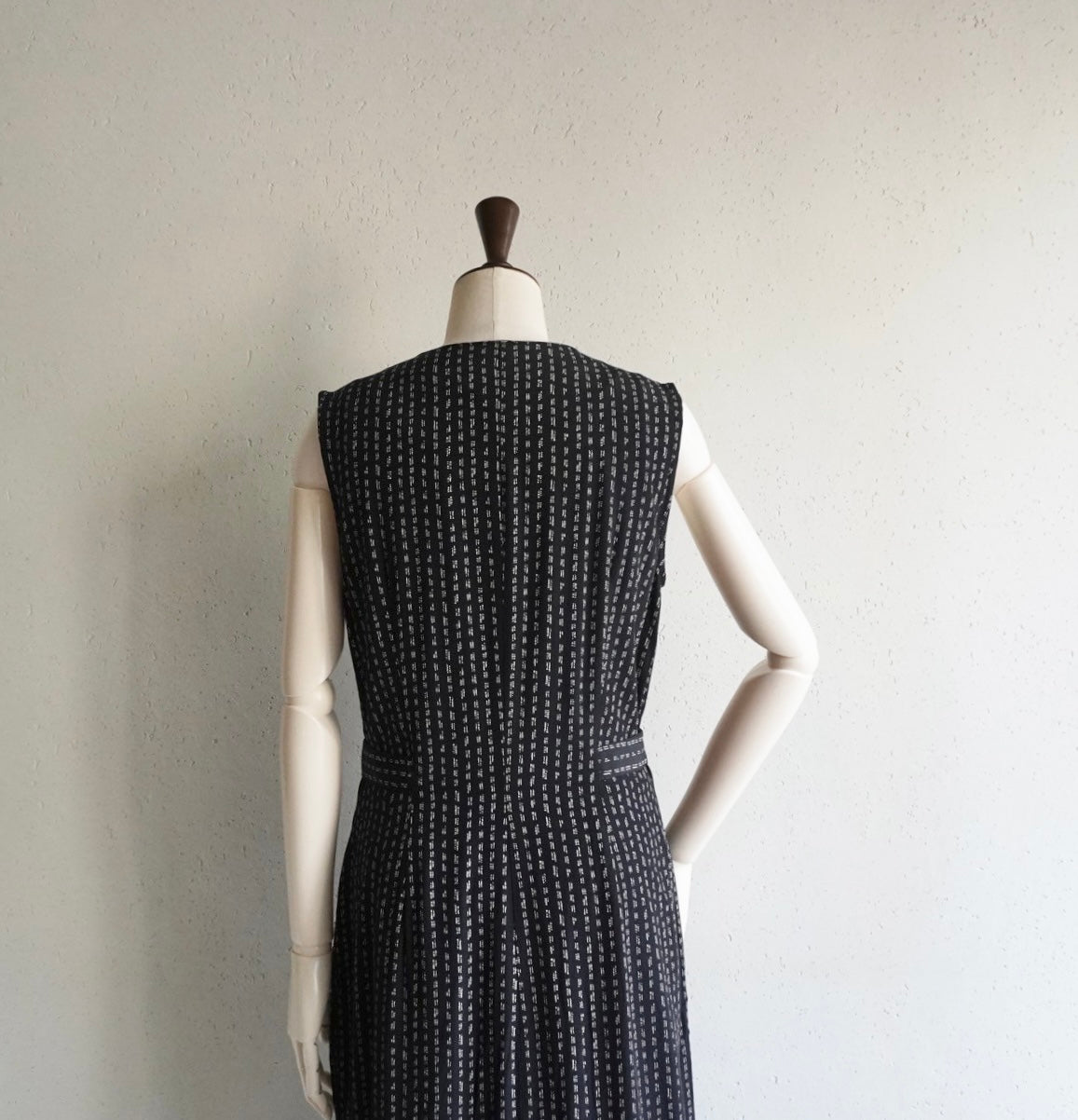 90s Sleeveless Printed Dress Made in Canada