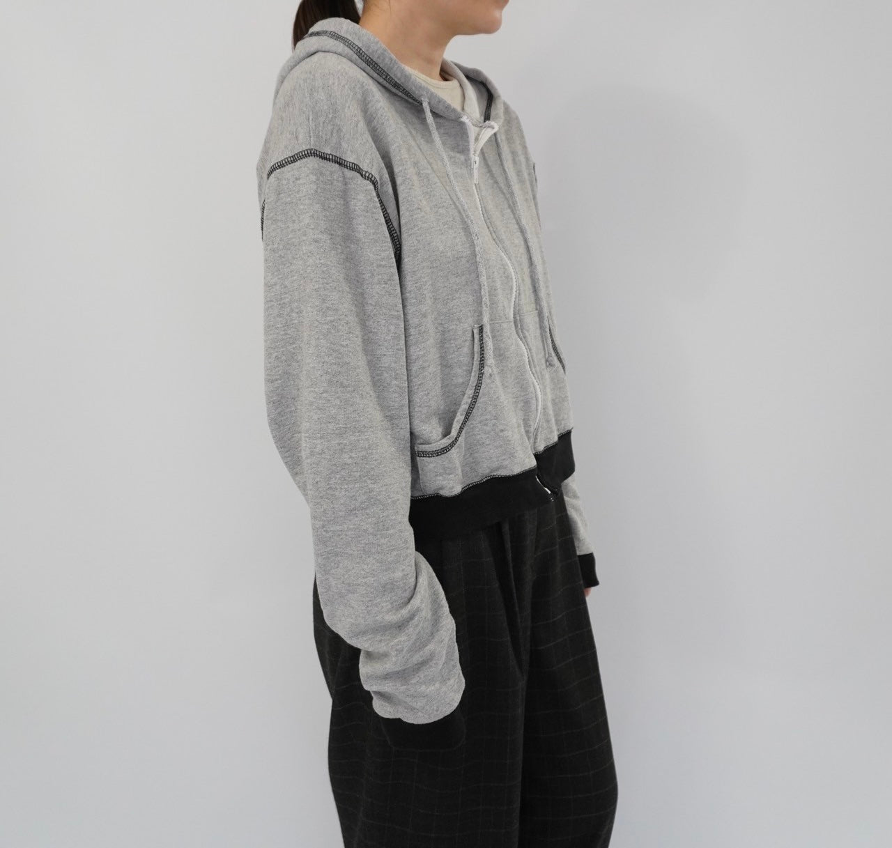 90s Hooded Zip Sweater