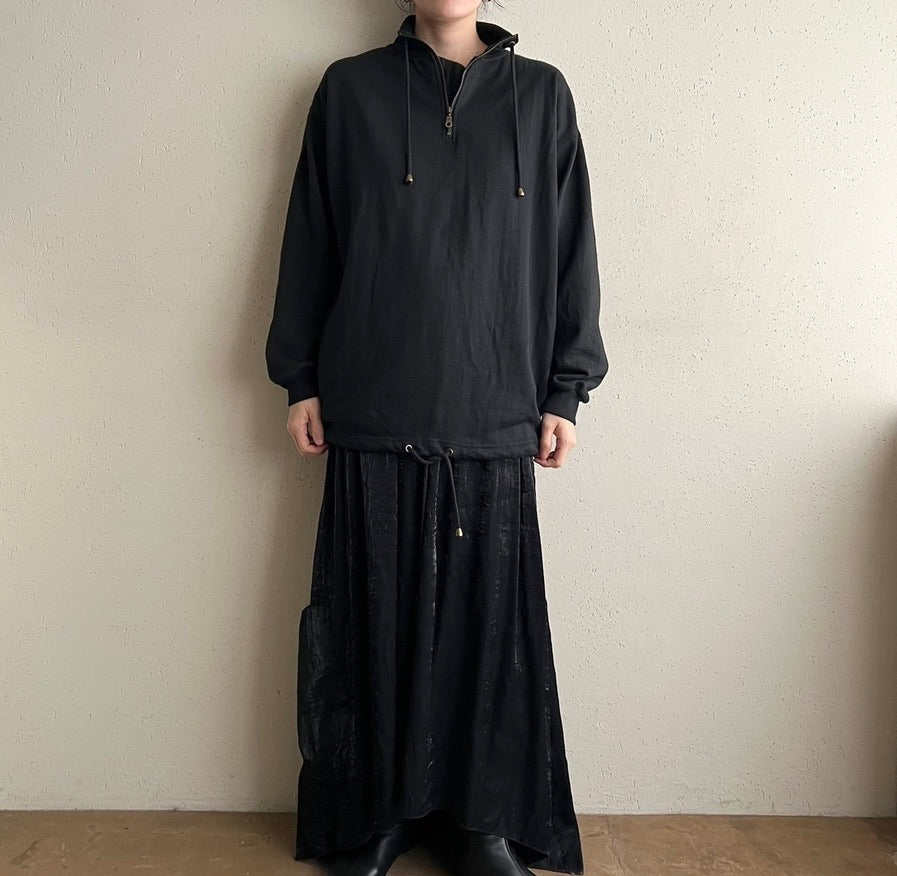 90s Zipped Black Sweater