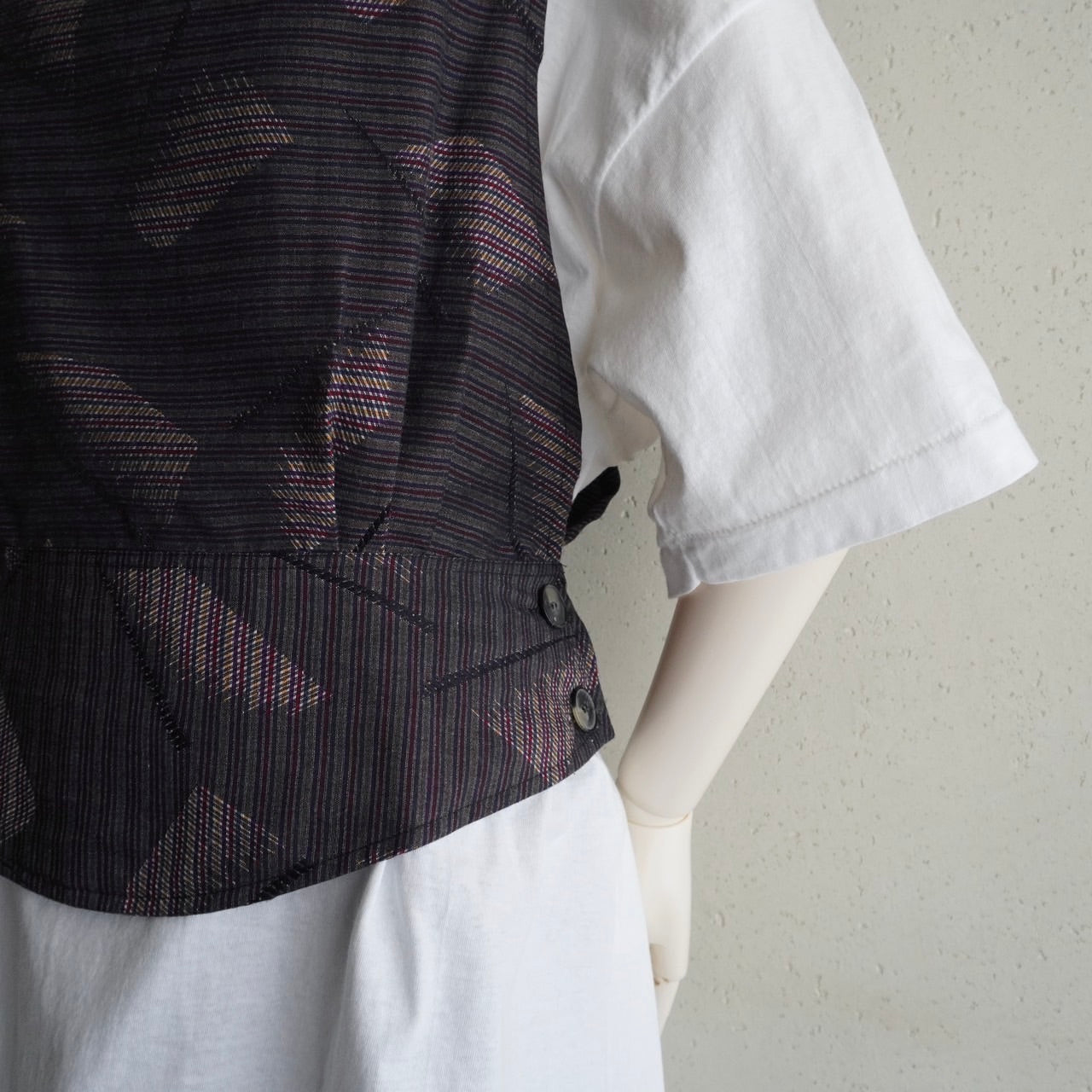 90s Slit Design Vest