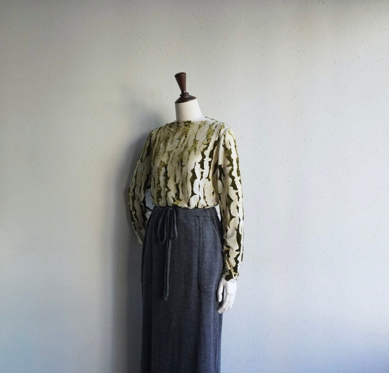 90s EURO Sheer Velor Top