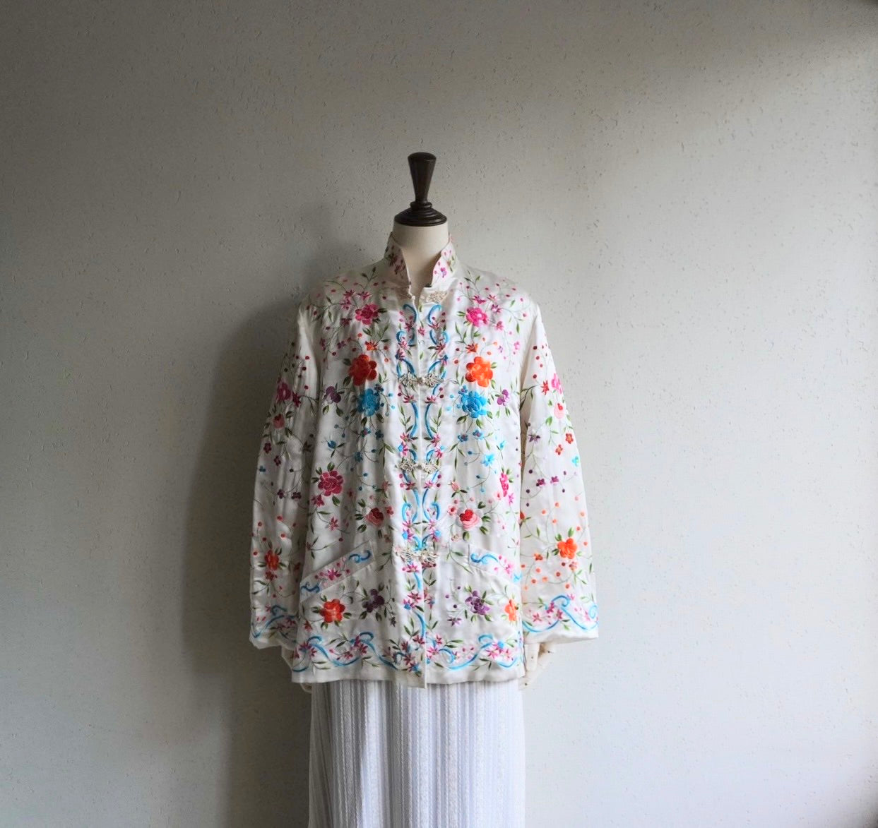 70s Silk Embroidery Jacket