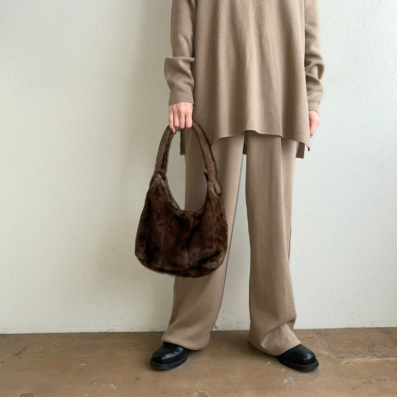 90s "La Maison De La Fausse Fourrrure x SAKS FIFTH AVENUE" Fur Bag Made in France
