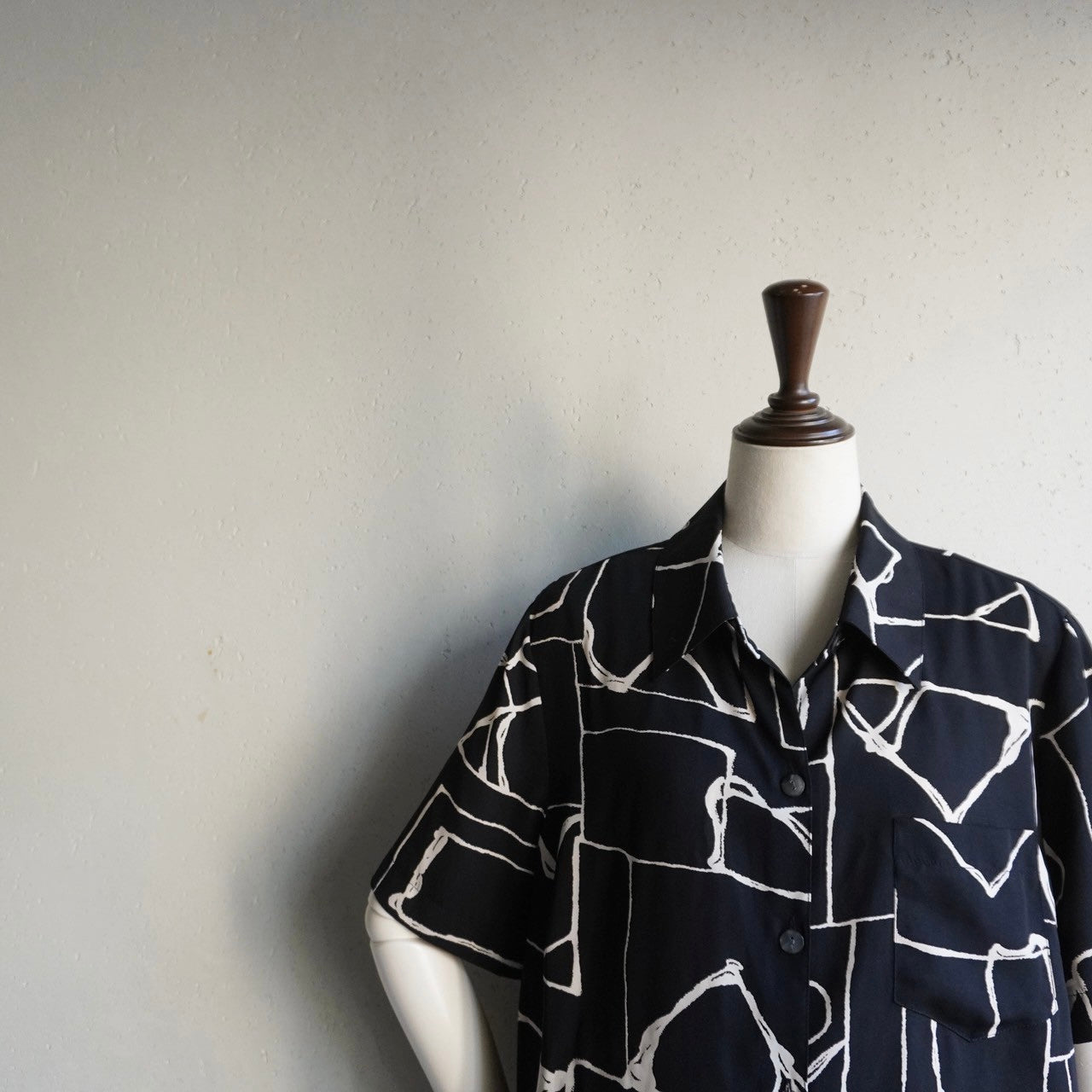 90s Printed Shirt