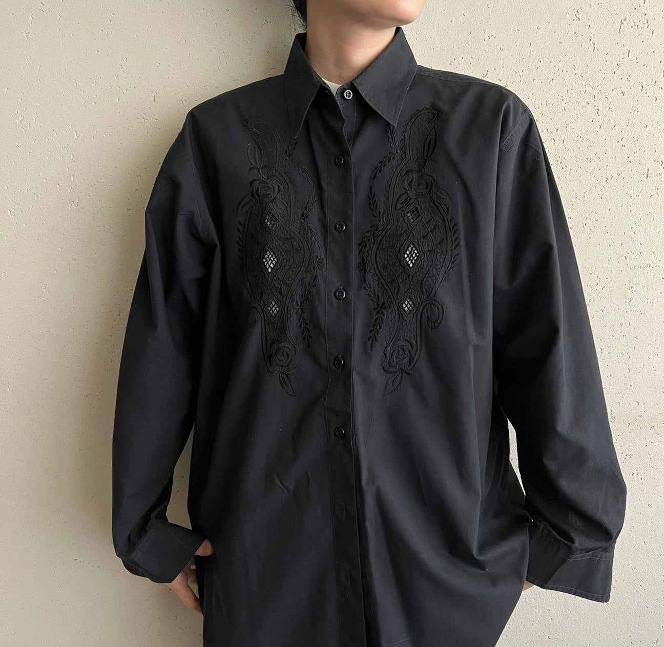 90s Embroidery Shirt