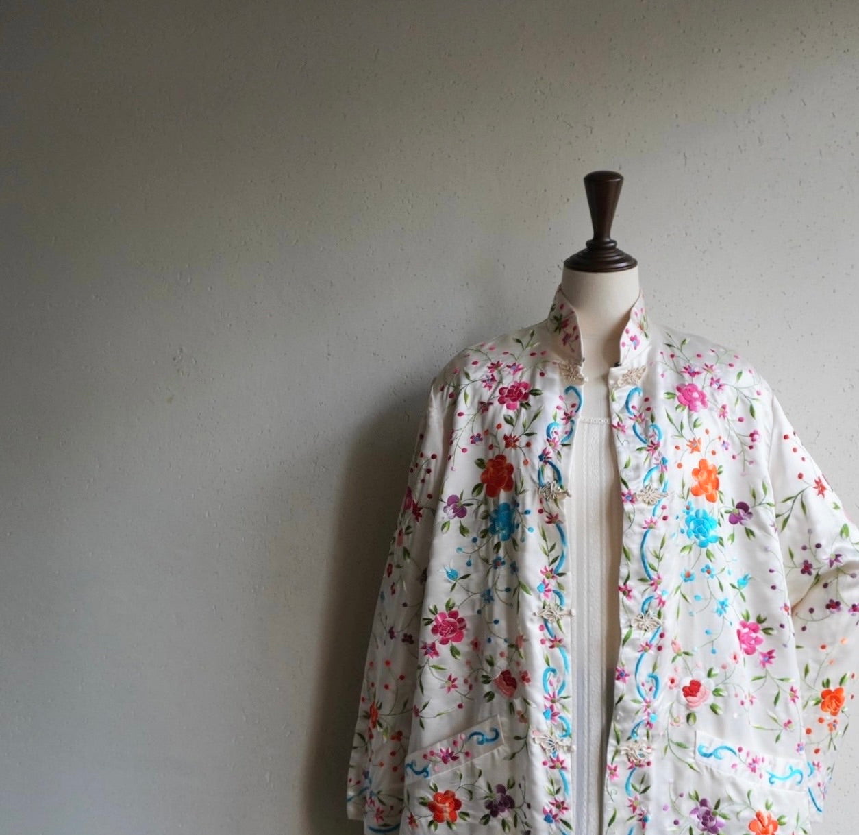 70s Silk Embroidery Jacket