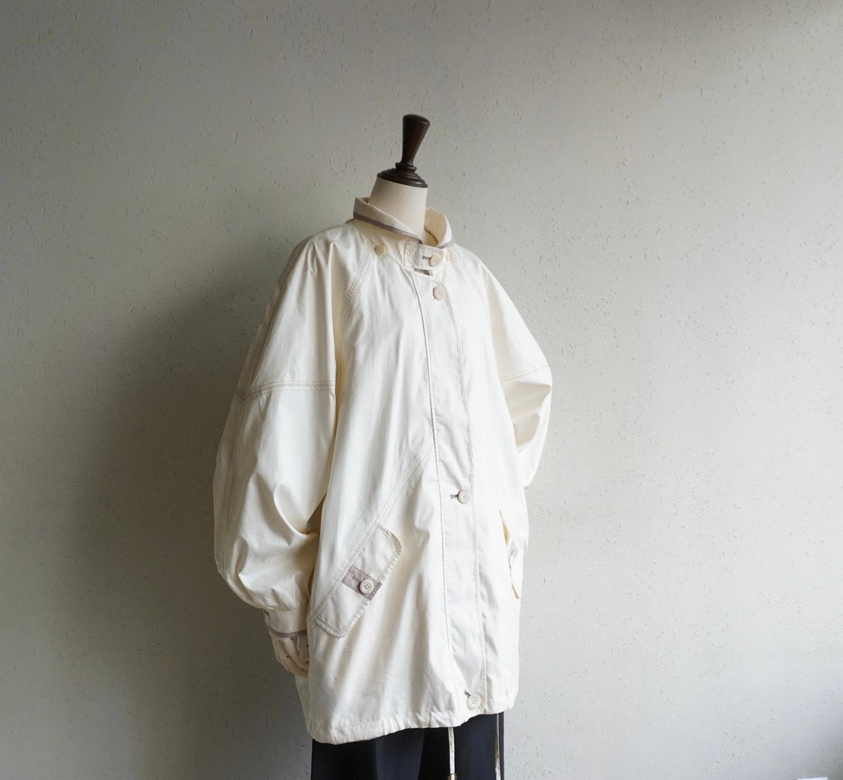 90s EURO Ivory Light Jacket