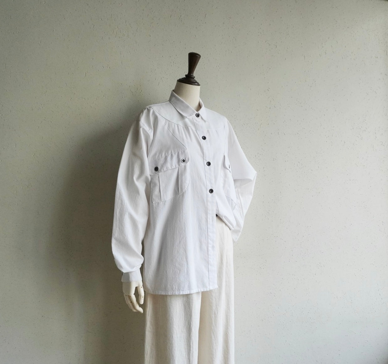 90s White Design Shirt
