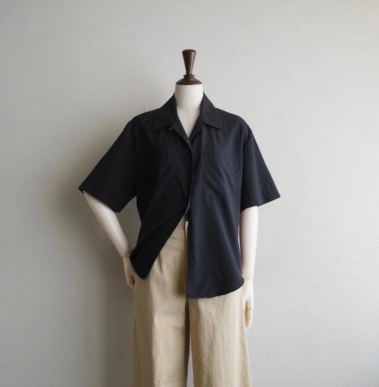 90s Black Shirt
