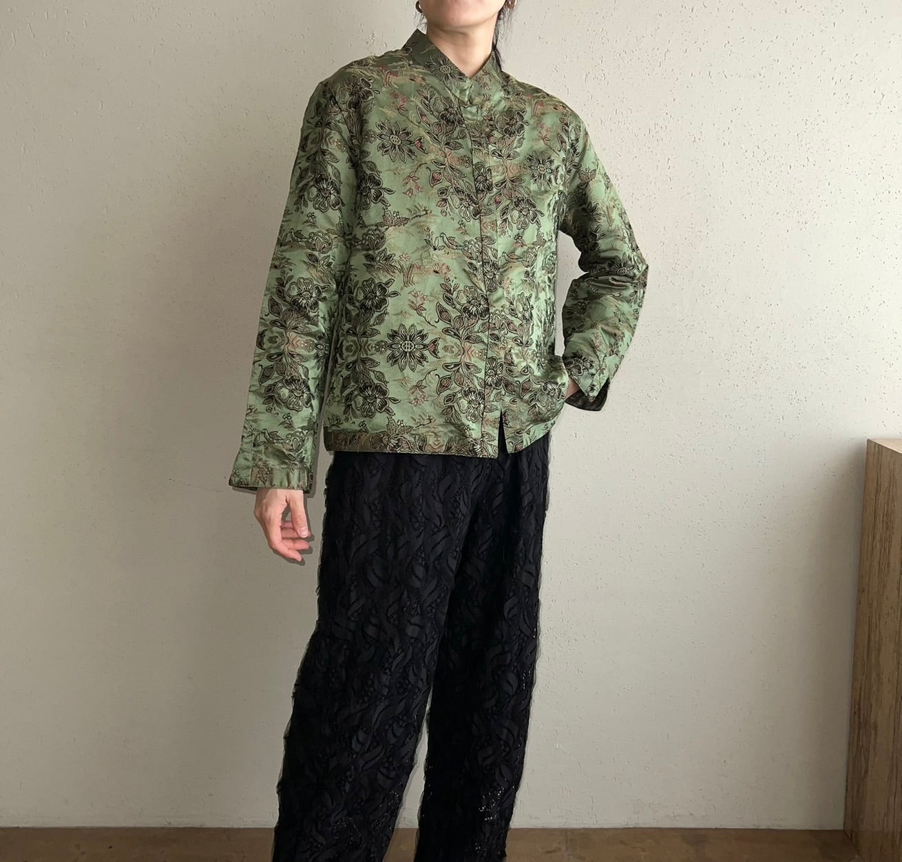 90s Silk Embroidery Shirt Jacket