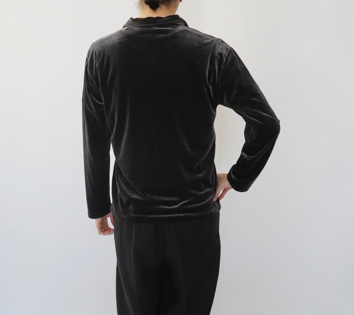 70s Zipped Velour Top