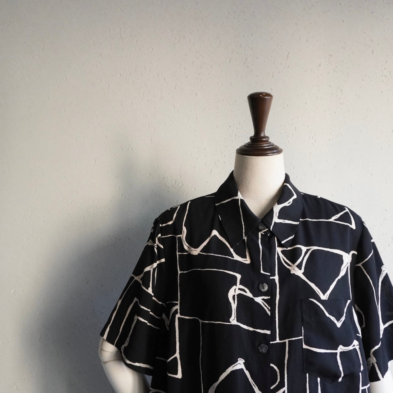 90s Printed Shirt