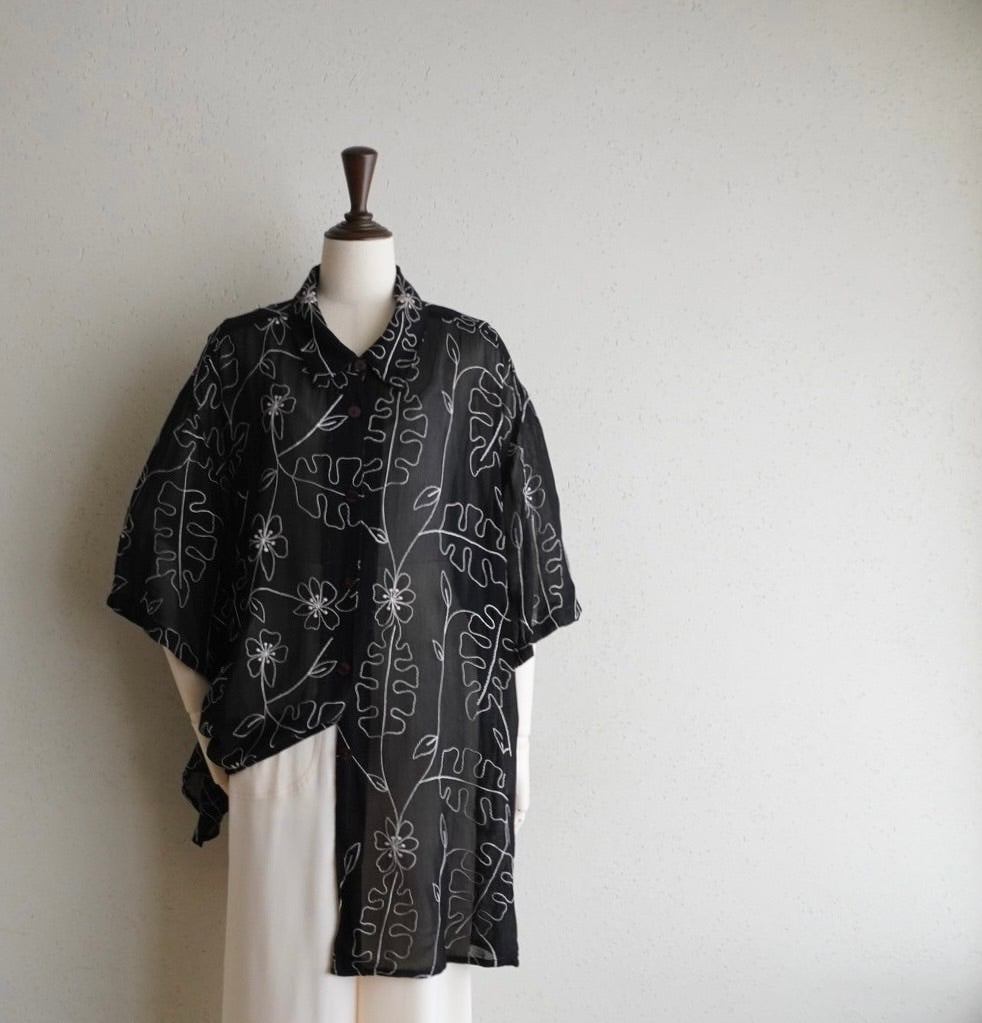 90s Embroidery Sheer Shirt