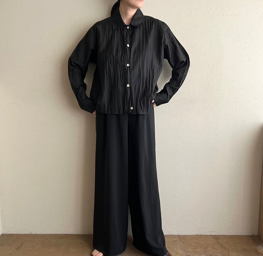 90s Black Pleat Shirt