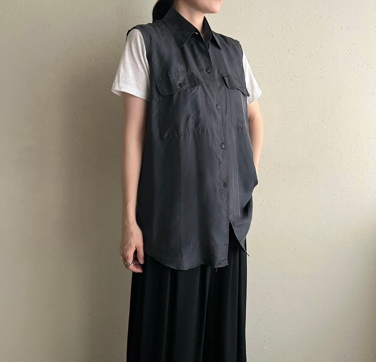 90s Sleeveless Silk shirt