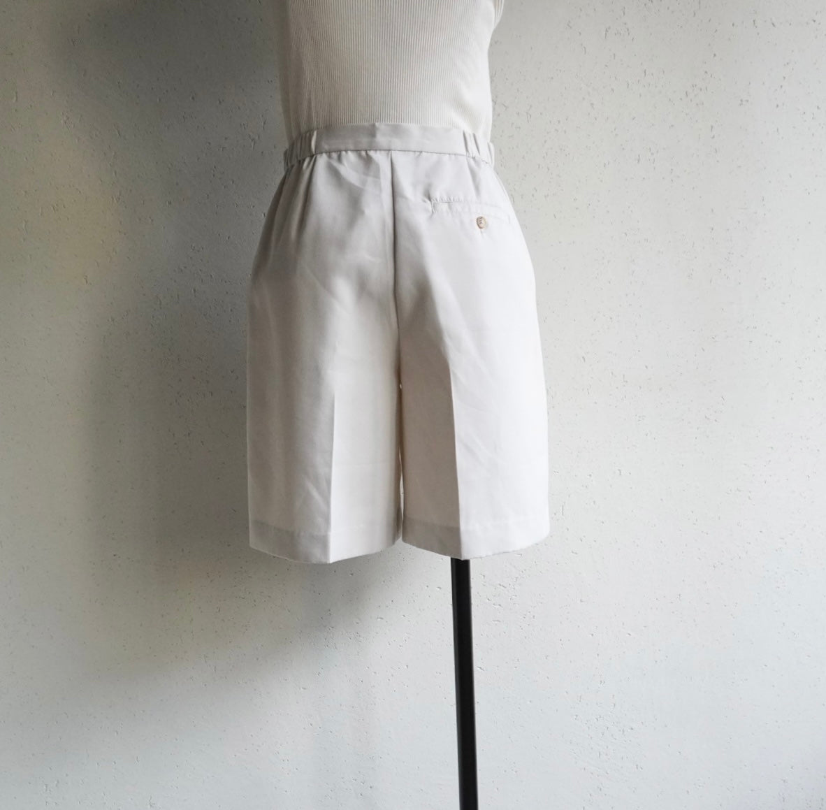 90s Tuck shorts Dead Stock