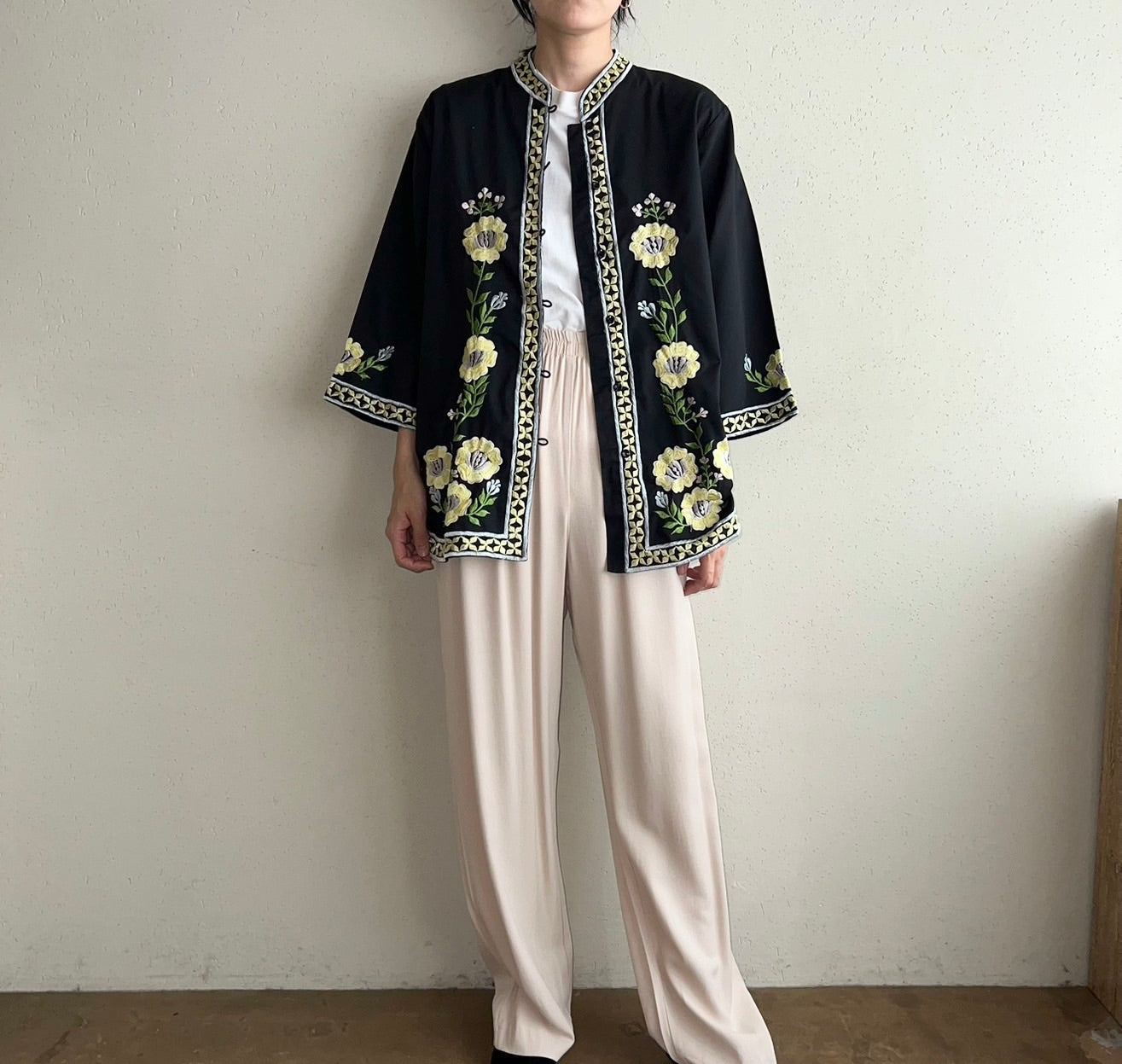 80s Embroidery Blouse