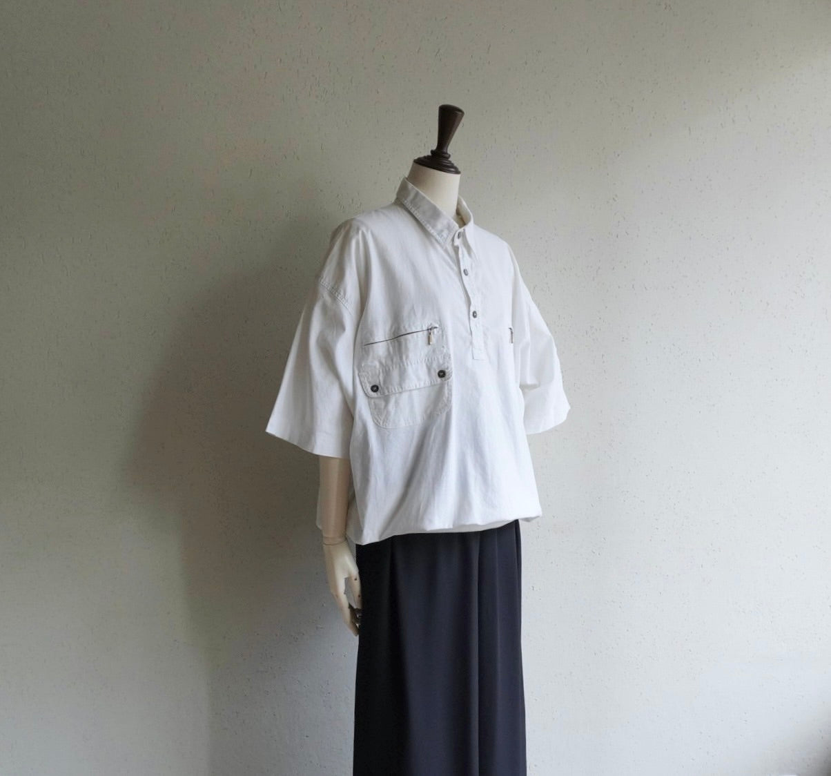 90s EURO Zip Design Top