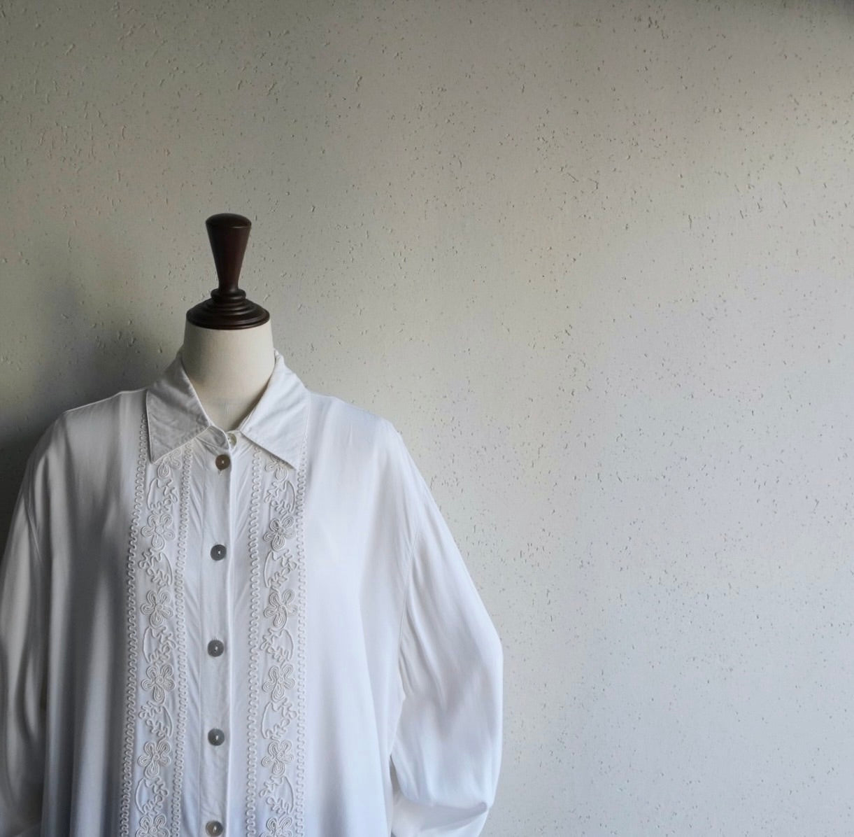 90s EURO Embroidery Design Shirt