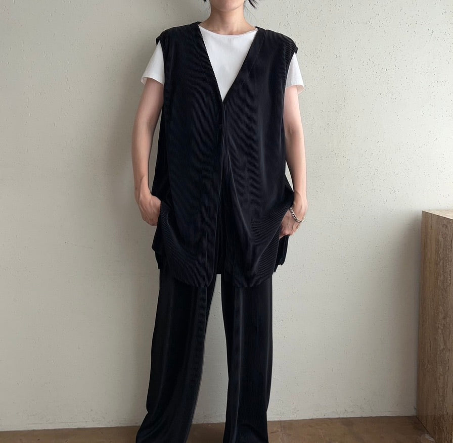 90s Pleated Design Two-Piece