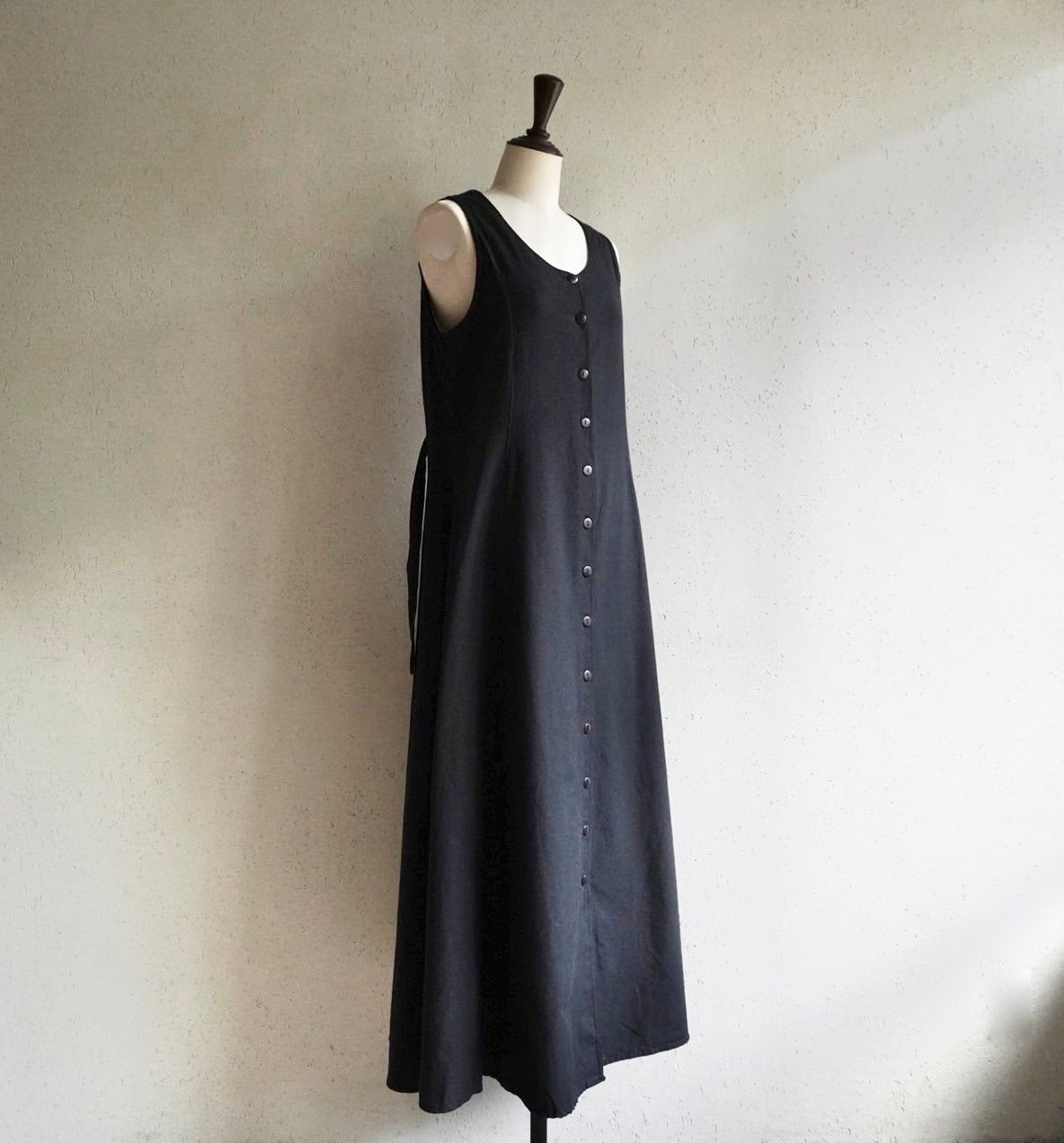 90s EURO Black Sleeveless Dress